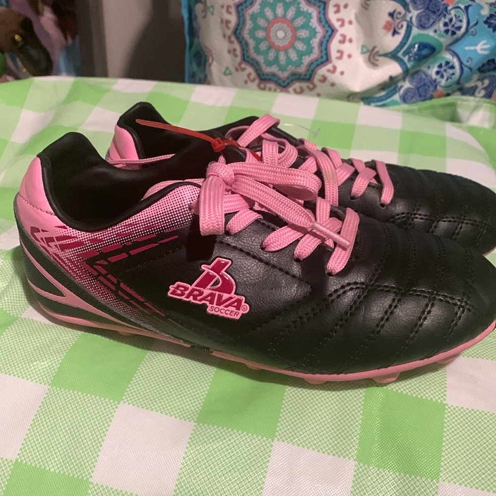 Brava- soccer shoes